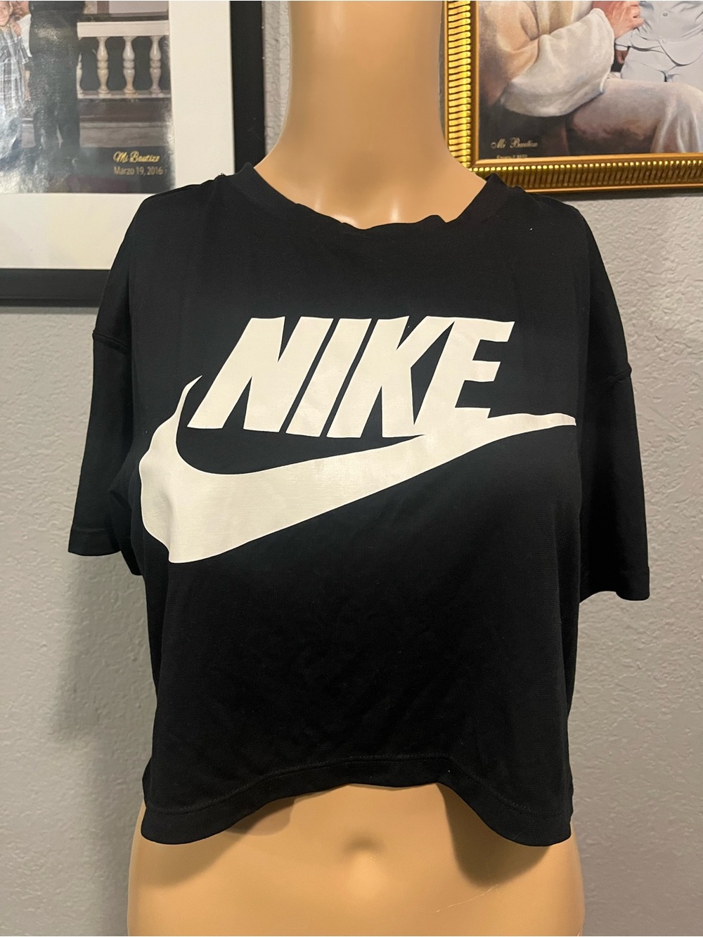 Nike cropped tee